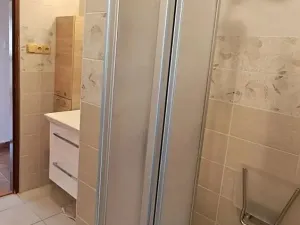 Prodej rodinného domu, Lomnička, 300 m2