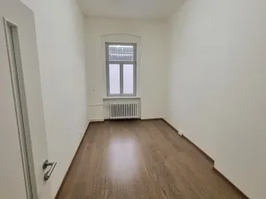 Pronájem kanceláře, Cheb, Svobody, 16 m2