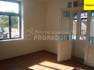 Pronájem bytu 1+kk, Kladno, Jeronýmova, 20 m2