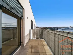 Prodej bytu 2+kk, Hradec Králové, Antonína Petrofa, 56 m2