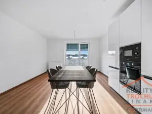 Prodej bytu 2+kk, Hradec Králové, Antonína Petrofa, 56 m2