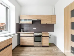 Pronájem bytu 1+kk, Praha - Uhříněves, Salačova, 24 m2