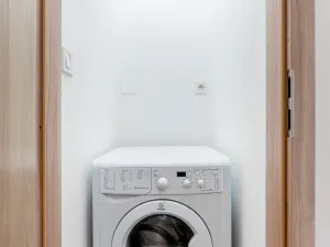 Pronájem bytu 1+kk, Praha - Uhříněves, Salačova, 24 m2