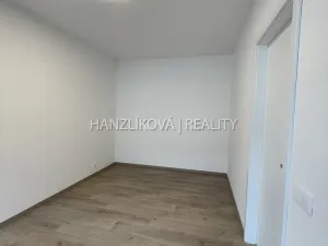 Pronájem bytu 2+kk, České Budějovice, Hálkova, 37 m2