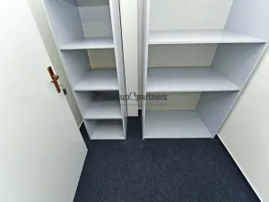 Pronájem kanceláře, Praha - Karlín, Pobřežní, 125 m2