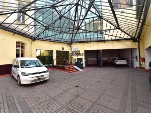 Pronájem kanceláře, Praha - Karlín, Pobřežní, 125 m2