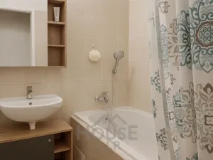 Prodej bytu 3+1, Praha - Prosek, Prosecká, 70 m2