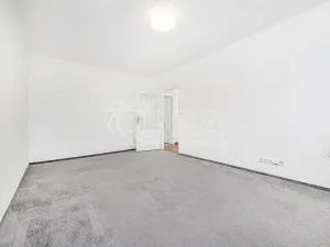 Pronájem bytu 2+1, Liberec - Liberec V-Kristiánov, Dvorská, 47 m2