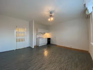 Pronájem bytu 1+kk, Brno - Nový Lískovec, Svážná, 31 m2