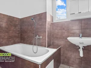 Prodej bytu 1+1, Náchod, Pražská, 48 m2