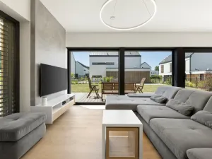 Pronájem rodinného domu, Přezletice, Pod Vinoří, 152 m2