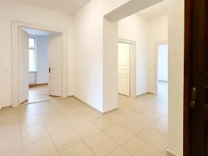 Pronájem bytu 3+1, Praha - Smíchov, Ostrovského, 145 m2