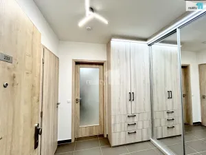 Pronájem bytu 3+kk, Praha - Vysočany, Ivana Hlinky, 95 m2