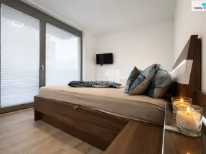 Pronájem bytu 3+kk, Praha - Vysočany, Ivana Hlinky, 95 m2