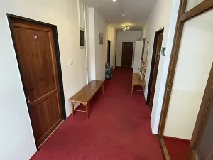 Pronájem restaurace, Horní Maršov, Třída Josefa II., 320 m2