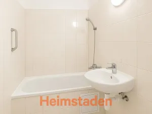 Pronájem bytu 1+kk, Karviná - Mizerov, Studentská, 27 m2