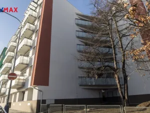 Prodej bytu 3+1, Praha - Nusle, K podjezdu, 60 m2