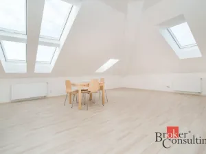 Pronájem bytu 2+kk, Kladno - Kročehlavy, Generála Selnera, 66 m2