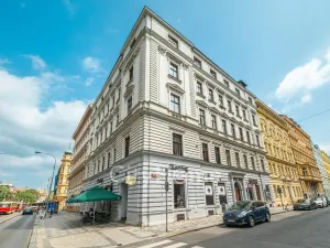 Prodej bytu 3+1, Praha - Malá Strana, Mělnická, 94 m2