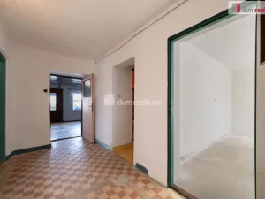 Prodej rodinného domu, Psárov, 486 m2