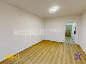 Pronájem bytu 1+kk, Zlín, Družstevní, 31 m2