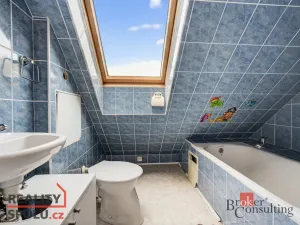 Prodej rodinného domu, Karlova Ves, 301 m2