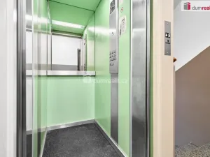 Prodej bytu 1+1, Karlovy Vary - Rybáře, Požární, 35 m2