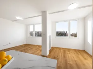 Prodej bytu 3+kk, Praha - Prosek, Vysočanská, 82 m2