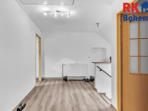 Prodej rodinného domu, Dobrovice, Československé armády, 210 m2