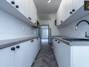 Prodej bytu 3+1, Pardubice, Kosmonautů, 57 m2