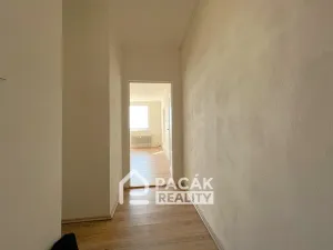 Prodej bytu 2+kk, Olomouc, Jeremiášova, 40 m2