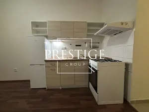 Pronájem bytu 1+1, Praha - Žižkov, Víta Nejedlého, 36 m2