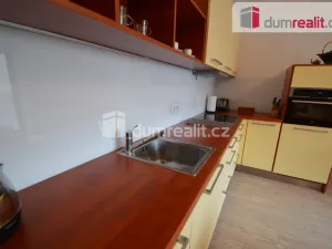 Pronájem bytu 3+kk, Praha - Karlín, U Mlýnského kanálu, 70 m2