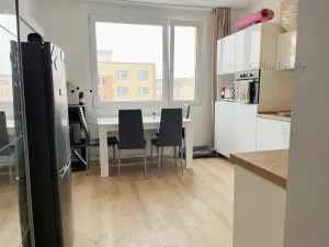 Prodej bytu 1+1, Teplice, Julia Payera, 36 m2