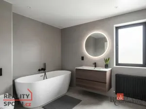 Prodej rodinného domu, Dobřenice, 76 m2