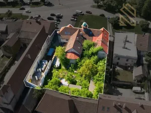 Prodej vícegeneračního domu, Smečno, nám. T. G. Masaryka, 779 m2