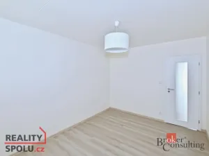 Pronájem bytu 3+1, Praha - Libeň, Přádova, 79 m2