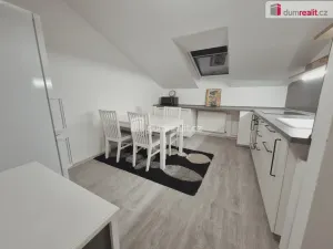 Pronájem bytu 2+1, Hoštka - Kochovice, Lužická, 57 m2