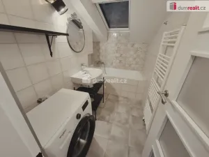 Prodej bytu 2+1, Hoštka - Kochovice, Lužická, 57 m2