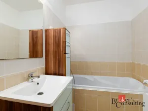 Prodej bytu 2+kk, Plzeň - Severní Předměstí, Valtická, 60 m2