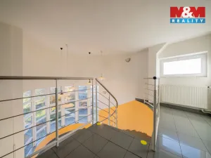 Prodej výrobních prostor, Žďár, 1089 m2