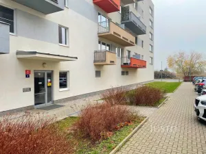 Pronájem bytu 1+kk, Praha, Modenská, 28 m2