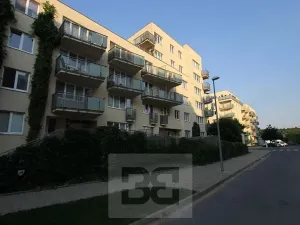 Pronájem garážového stání, Praha - Hostivař, Rižská, 15 m2