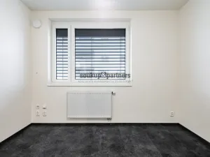Prodej bytu 2+kk, Praha, Návarovská, 61 m2