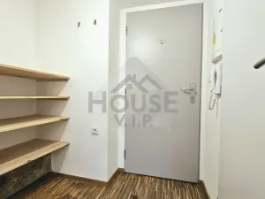 Prodej bytu 1+kk, Praha - Bohnice, V Zámcích, 35 m2