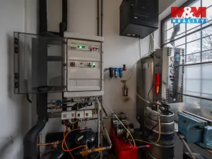 Pronájem výrobních prostor, Olomouc - Nemilany, 250 m2