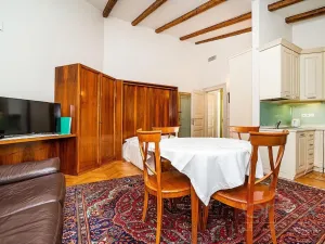 Pronájem bytu 1+kk, Praha - Vinohrady, Italská, 49 m2