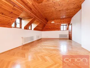 Pronájem rodinného domu, Praha - Břevnov, Oddělená, 316 m2