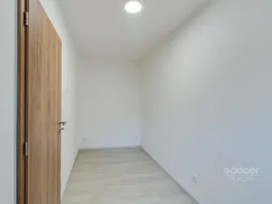 Pronájem bytu 2+kk, Praha - Smíchov, Třístoličná, 38 m2