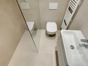 Pronájem bytu 2+kk, Praha - Smíchov, Třístoličná, 38 m2